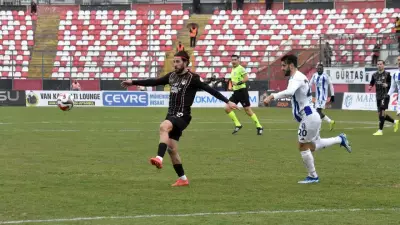 Vanspor FK ile Sarıyer, Trendyol 1. Lig'de Golsüz Berabere Kaldı