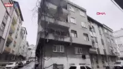 Bağcılar'da 4 Katlı Binanın Çatısı Çöktü: Park Halindeki Araçlar Hasar Gördü