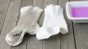 Beyaz Çoraplar İlk Günkü Gibi Parlayacak: Çamaşır Makinesine 1 Ölçü Ekleyin