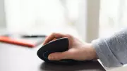 Dikey Fareler Yükselişte: Ergonomik Çözüm mü, Geçici Trend mi?