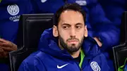 Hakan Çalhanoğlu Sakatlığı: Atalanta Maçı ve Romanya Karşılaşması Risk Altında