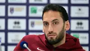 Hakan Çalhanoğlu'dan Eski Milli Futbolculara Sert Çağrı: 'Bizi Kışkırtmaya Çalışanlar Var'