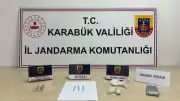 Karabük'te Uyuşturucu Operasyonu: 5 Gözaltı, Metamfetamin ve Ecza Ele Geçirildi