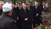 MHP Lideri Bahçeli, Alparslan Türkeş'in Kabrini Ziyaret Etti