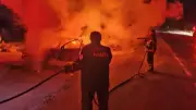 Seyir Halindeki Otomobil Alev Aldı, Araç Kullanılamaz Hale Geldi