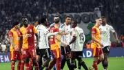 Süper Lig'de Zirve Yarışı Kritik Virajda: Galatasaray, Fenerbahçe ve Trabzonspor'un Fikstürü Belli Oldu