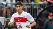 TFF, Milli Futbolcu Yusuf Akçiçek'in Fıtık Ameliyatı Sonrası Geçmiş Olsun Mesajı Yayımladı