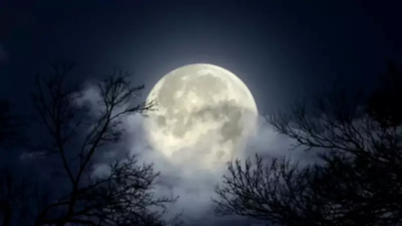 2026 Mayıs Dolunayı Tarihleri: Akrep ve Yay Burcunda İki Dolunay