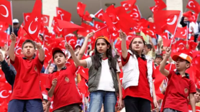 23 Nisan Tatil Durumu: Okullar, Üniversiteler ve Kamu Kurumları Kapalı mı?