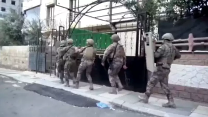 56 İlde DEAŞ Operasyonu: 525 Şüpheli Yakalandı, 88'i Geri Gönderme Merkezine Teslim Edildi