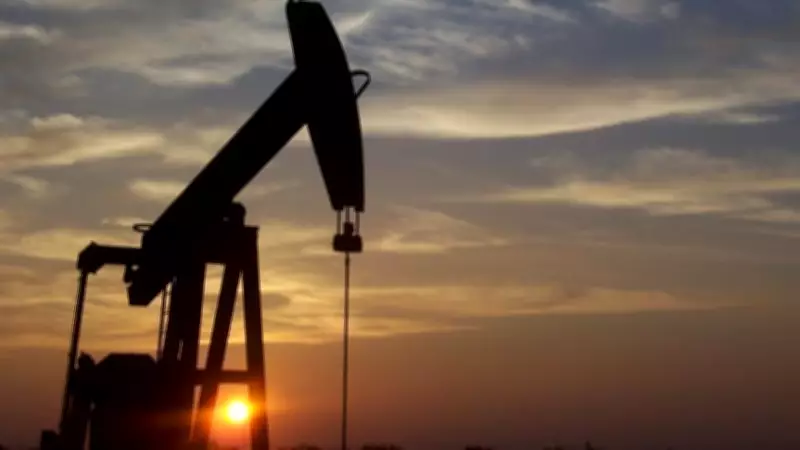 ABD, Hürmüz Boğazı Riskleri Nedeniyle Petrol Fiyatı Tahminini Yükseltti