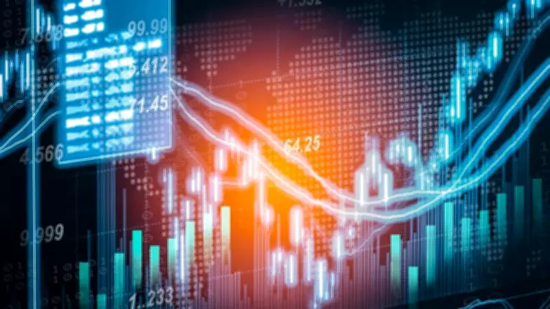 ABD-İran Müzakereleri Petrol Fiyatlarını Düşürdü, Piyasalar İyimser