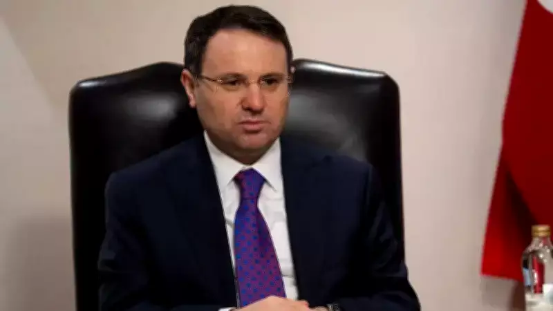 Adalet Bakanı Gürlek'in Uçağı Kötü Havadan Dolayı Batman'a İndi