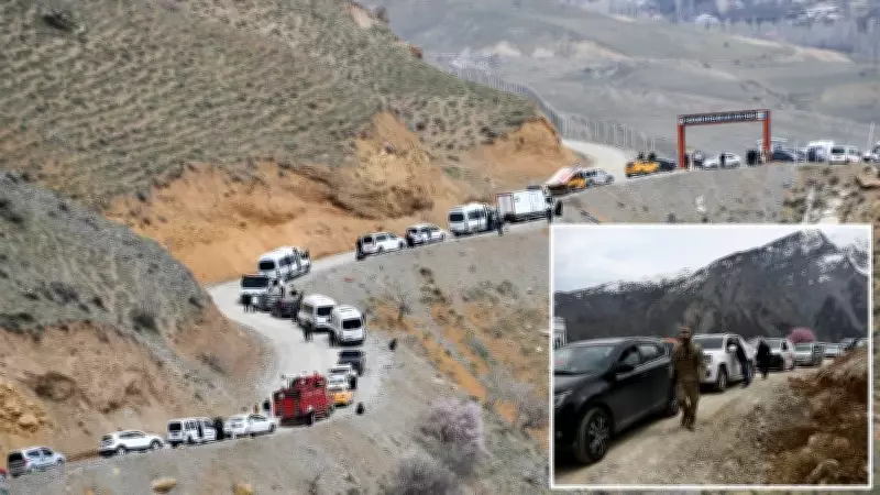 Akçalı'da heyelan sonrası alternatif yol açıldı, kontrollü geçiş başladı