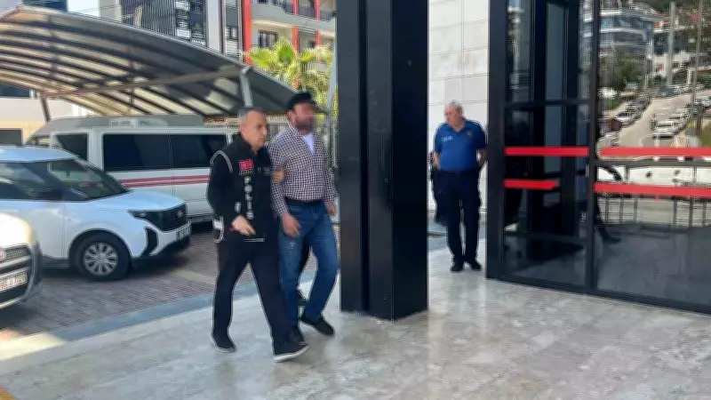 Alanya'da Cumhurbaşkanı'na hakaret eden şahıs tutuklandı