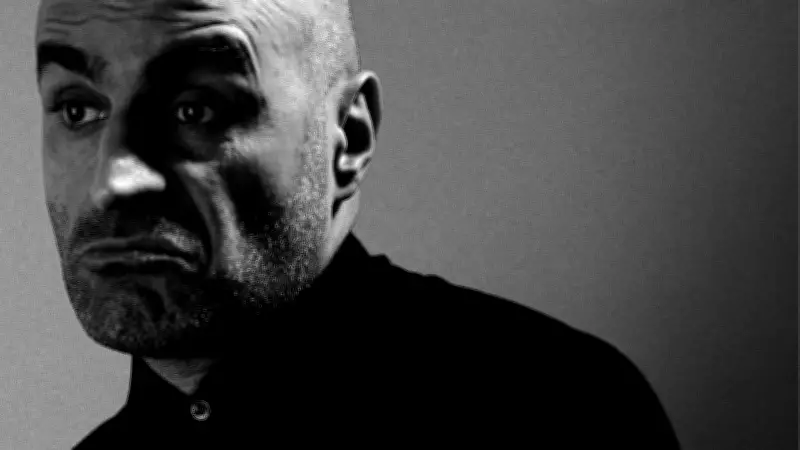 Alper Kul'un Yeni Tek Kişilik Oyunu Seyirciyle Buluşuyor