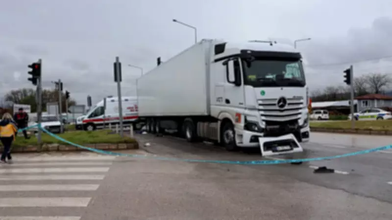 Amasya'da feci kaza: 10 aylık Yamaç bebek TIR'ın altında can verdi