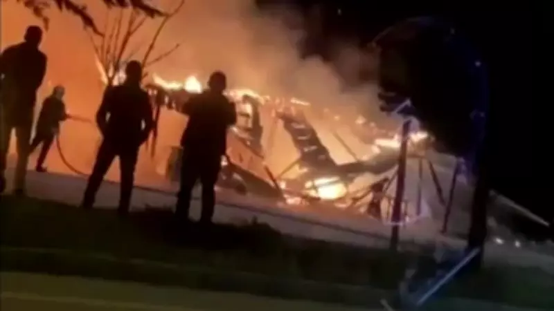 Amasya'da Manav Tezgahı Yangında Kül Oldu