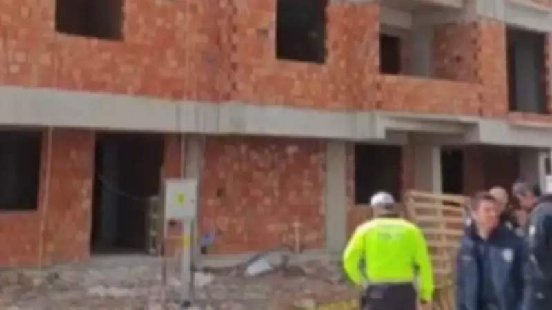 Amasya'da İnşaat Faciası: Çatıdan Düşen Yaşlı İşçi Hayatını Kaybetti