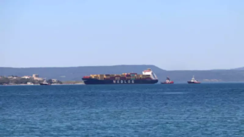 Çanakkale Boğazı'nda arıza yapan konteyner gemisi yedeklendi