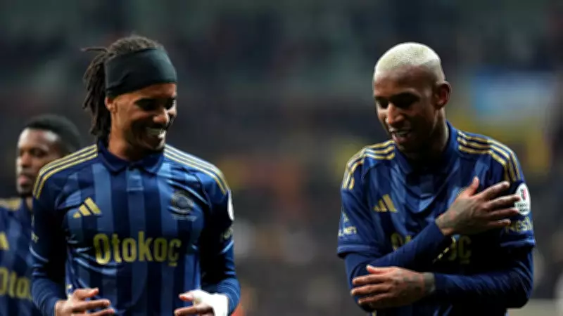 Anderson Talisca Menajeri ile Görüştü, Fenerbahçe'ye Garanti Verdi