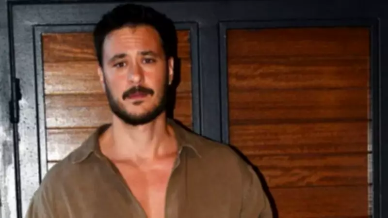 Anıl Altan 'Yakışıklı Mısırcı'ya Rakip Oldu, Paylaşımı Güldürdü