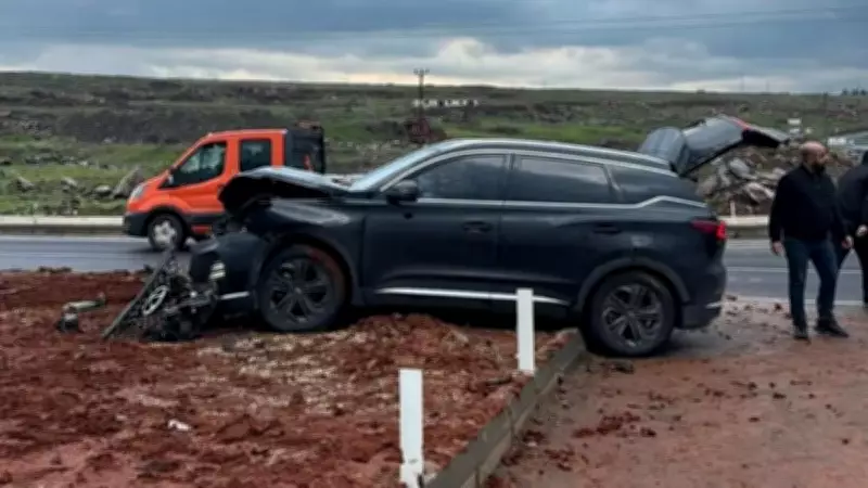 Şanlıurfa'da İki Araç Çarpıştı: 8 Kişi Yaralandı