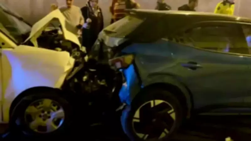 Antalya'da 11 Araçlı Zincirleme Kaza: 1 Yaralı