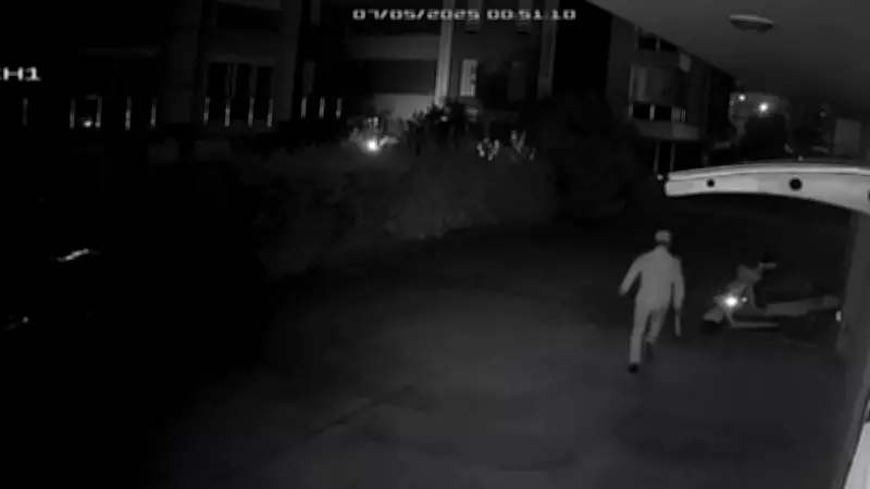 Antalya'da Eşini Sokak Ortasında Sopayla Darbeden Sanığa 19 Yıl Hapis Cezası