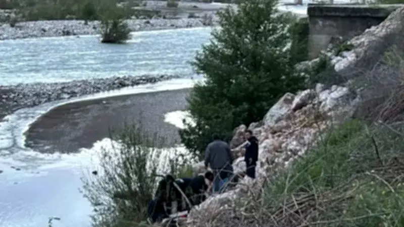 Antalya'da Manzara İzlerken Dengesini Kaybeden Kişi 15 Metreden Yuvarlandı