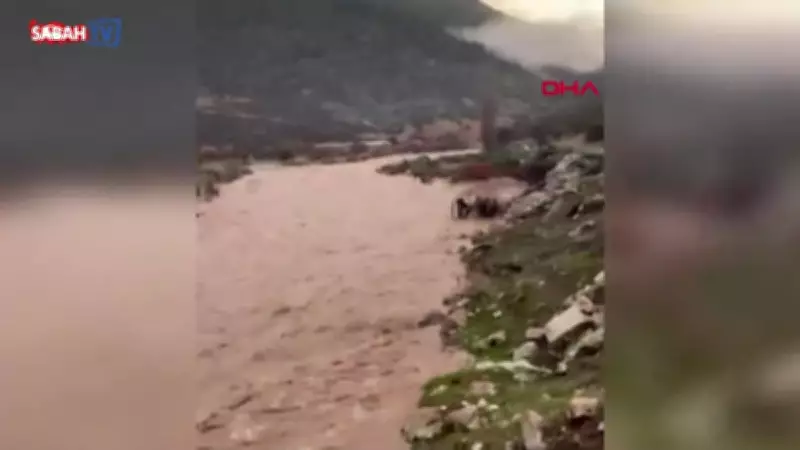 Antalya'da Sağanak Felaketi: Dereler Taştı, Tarım Alanları Sular Altında Kaldı