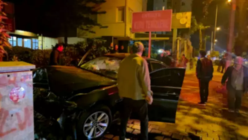 Antalya'da Trafik Kazası: Lüks Otomobil Duvara Çarptı, Sürücü Hayatını Kaybetti
