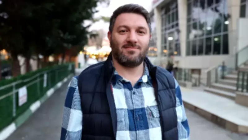 Antrenör Sercan Namlı, Bebek Arabasındaki Çocuğun Hayatını Heimlich Manevrasıyla Kurtardı