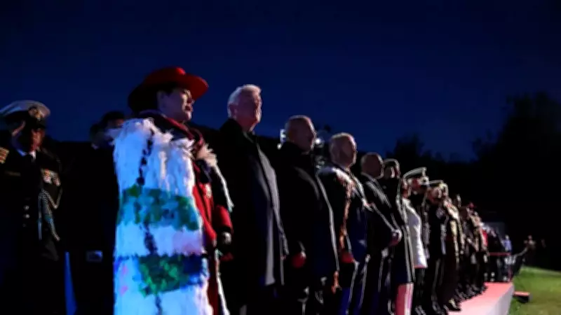 Anzaklar Gelibolu'da Atalarını Andı: Şafakta Tarihle Yüzleşme