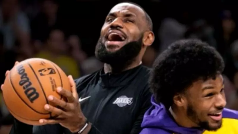 Armut Dibine Düşer: Ebeveynlerinin Mesleğini Seçen 30 Ünlü İsim