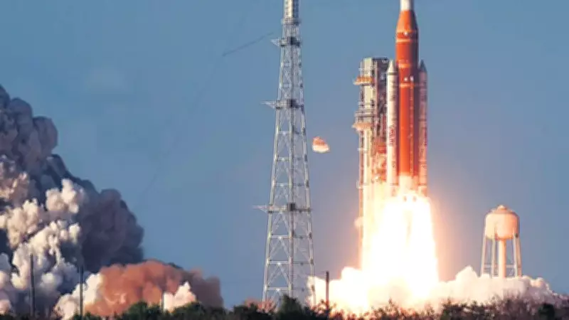 Artemis II Mürettebatı Ay'ın Yerçekimi Etki Alanına Girdi