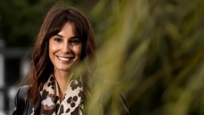 Arzum Onan 52 Yaşında Sosyal Medyayı Salladı: Pozlarıyla Gündem Oldu