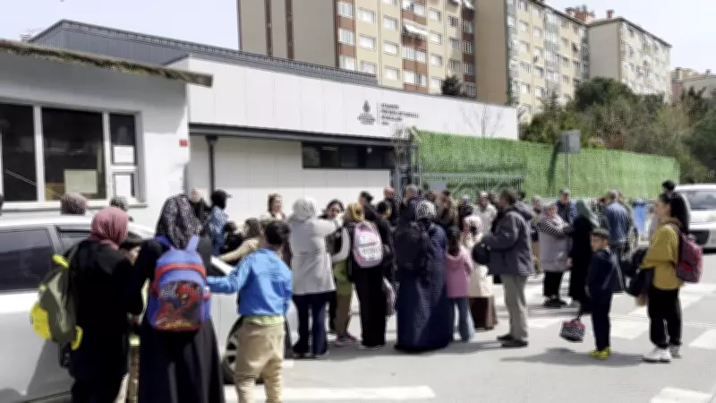 Ataşehir'de Okul Kantininden Tavuk Döner Yiyen Öğrenciler Zehirlendi: Panik ve Hastane Sevkleri