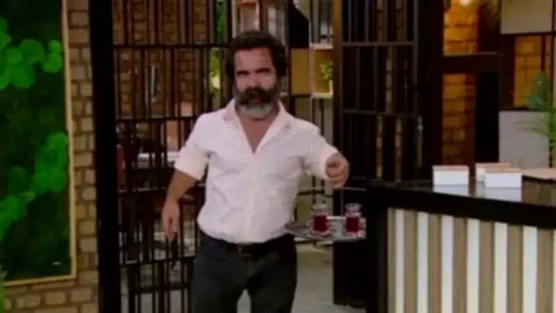 Çaycı Hüseyin Alpaslan Özmol Cihangir'de Görüntülendi: Eski Neşesinden Eser Yok