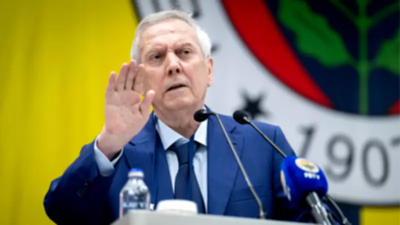 Aziz Yıldırım, Fenerbahçe Divan Toplantısı'na Tekneyle Giriş Yaptı