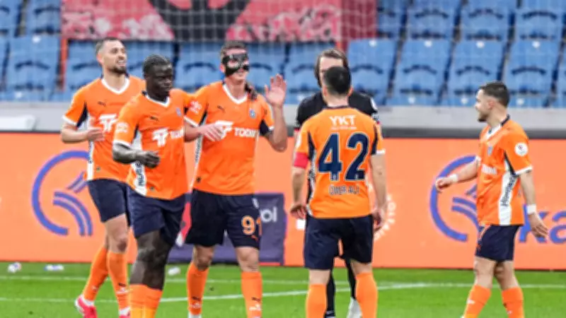 Başakşehir, Gençlerbirliği'ni İlk Yarıda 3-0 Mağlup Etti