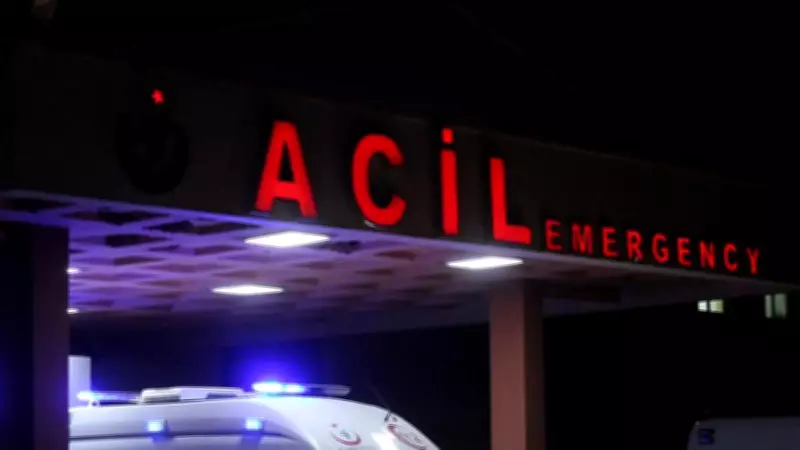 Bağcılar'da Polislere Bıçaklı Saldırı: 17 Yaşındaki Şüpheli Yakalandı