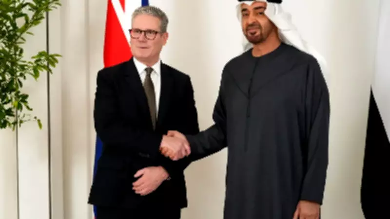 BAE Lideri Bin Zayid, İngiltere Başbakanı Starmer ile Görüştü