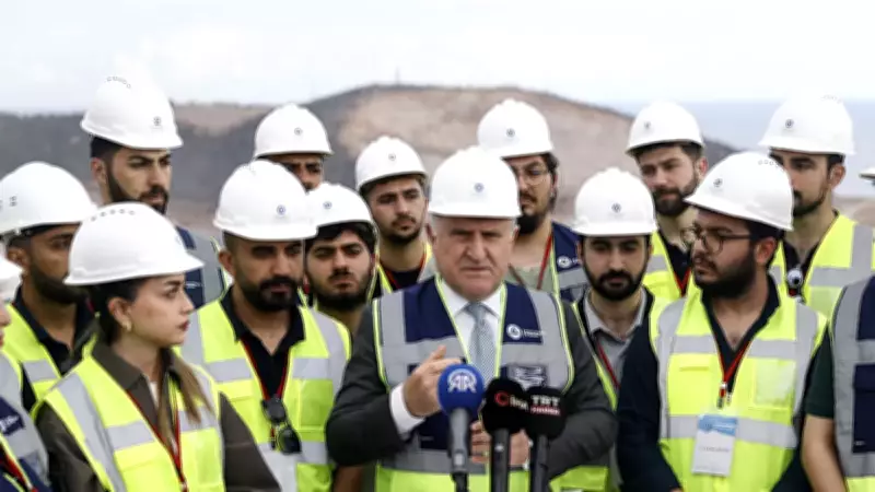 Bakan Bak Akkuyu NGS'de Gençlerle Buluştu: 'Enerjide Güçlü Türkiye İnşa Ediyoruz'