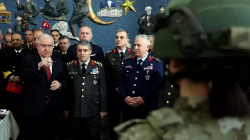 Bakan Güler, Kara Kuvvetleri Komutanlığı'nda Törenle Karşılandı