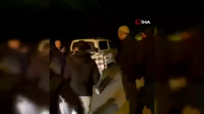 Bakırköy'de Otomatik Vites Kilitlenmesi Trafiği Felç Etti: Otobüs Yolcuları Yürümek Zorunda Kaldı