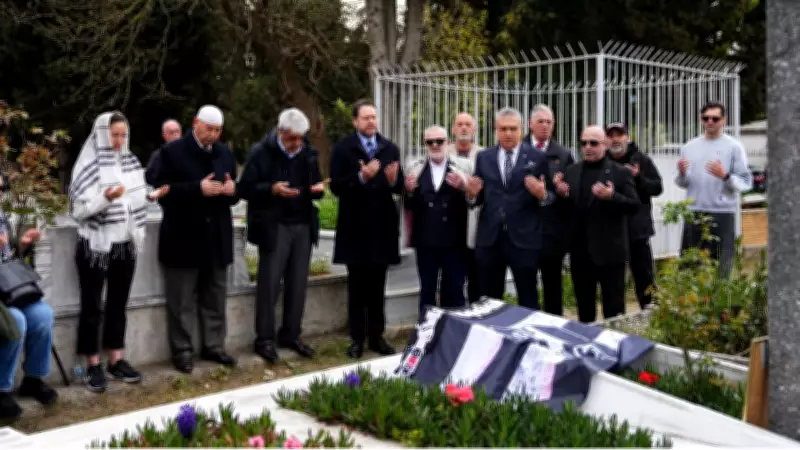 Beşiktaş'ın Efsanesi 'Baba Hakkı' Vefatının 37. Yılında Anıldı