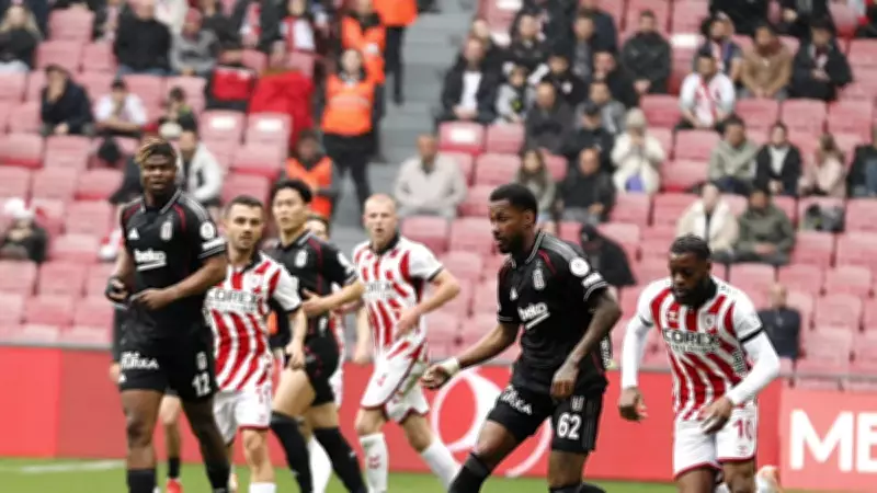 Beşiktaş'ta Amir Murillo Cezalı! Fatih Karagümrük Maçında Yer Alamayacak