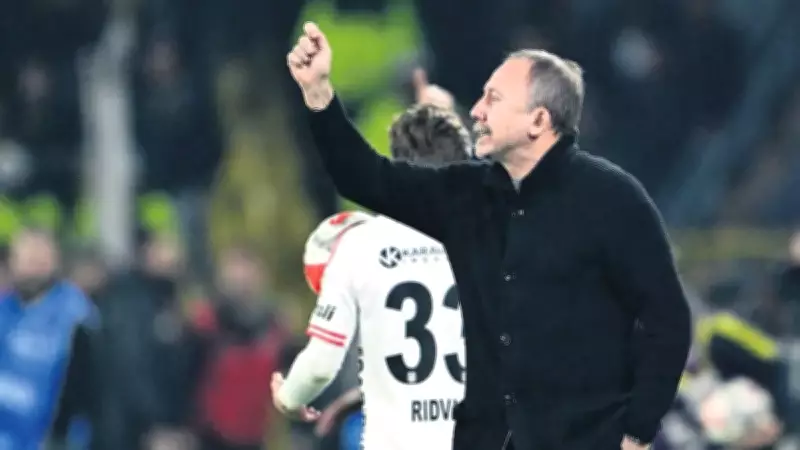 Beşiktaş'ta Transfer Krizinde Taraftar Tepkisi: 'Emeğimizi Çaldılar'