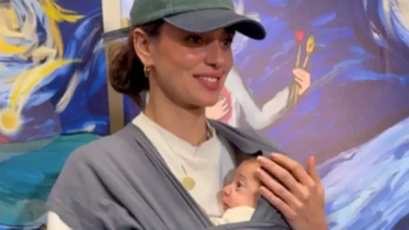 Bestemsu Özdemir: 'Bebeğim Yeni Çantam Gibi Oldu, Her Yere Taşıyorum'